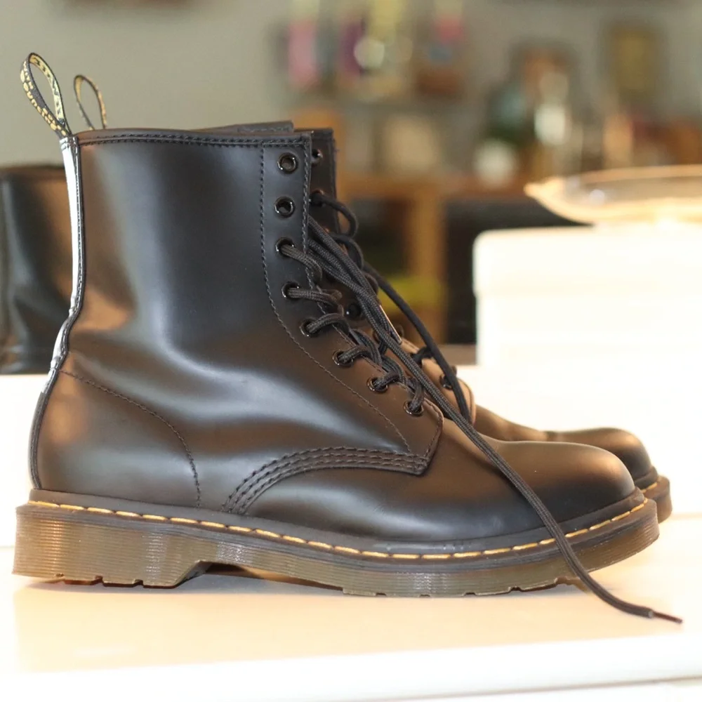 Dr. Marten - 1460 SMOOTH LEATHER LACE UP BOOTS - Picture 3 of 7